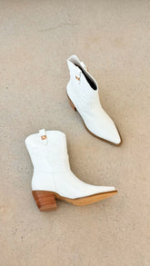 Darla Boots - White