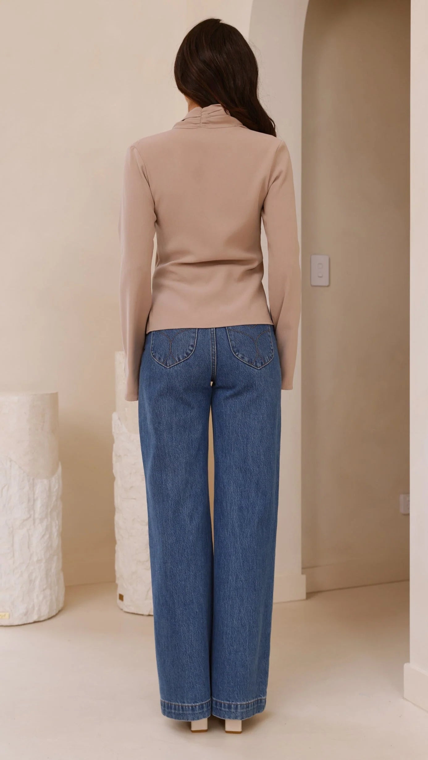 Lani Open Front Top - Latte