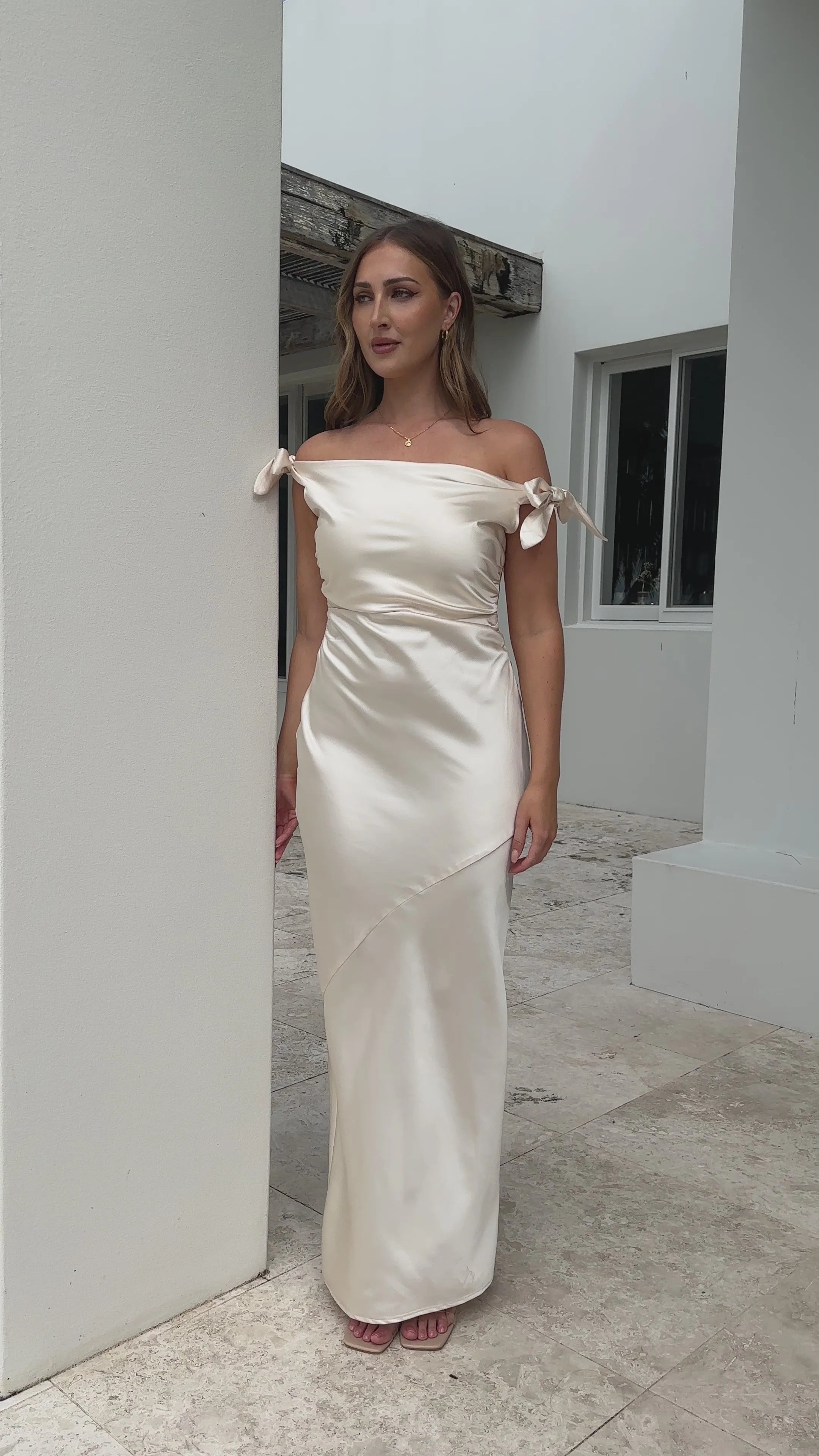 Frida Maxi Dress - Champagne
