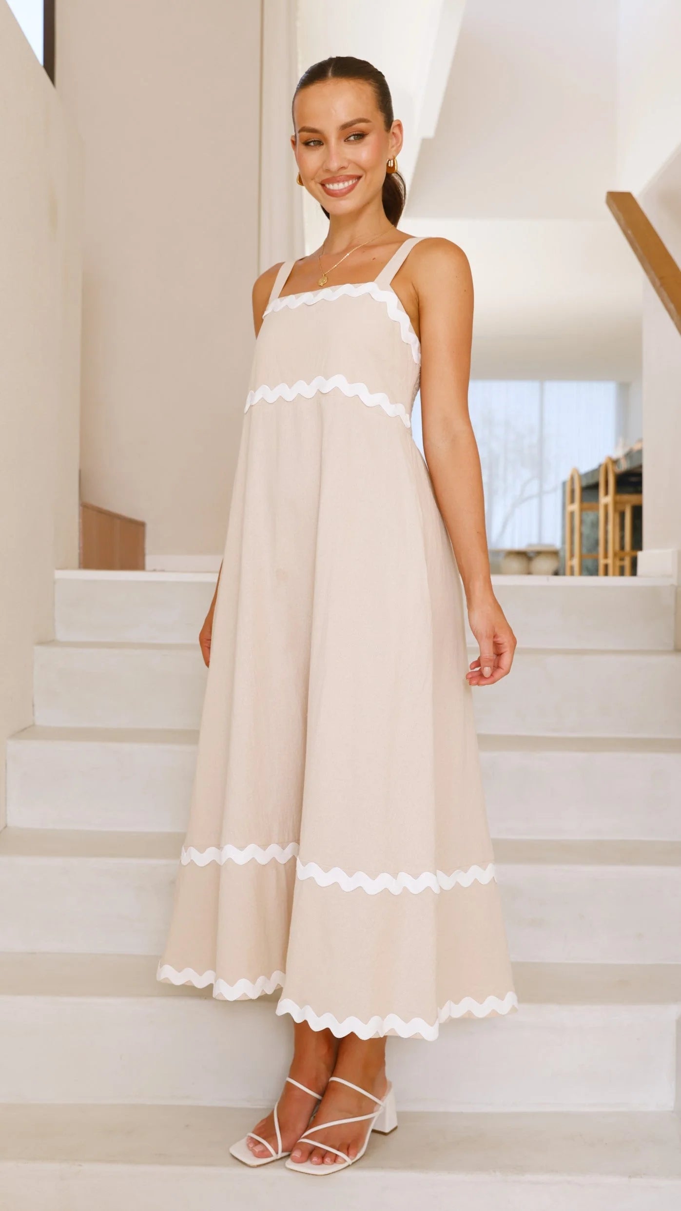 Raelynn Midi Dress - Beige/White