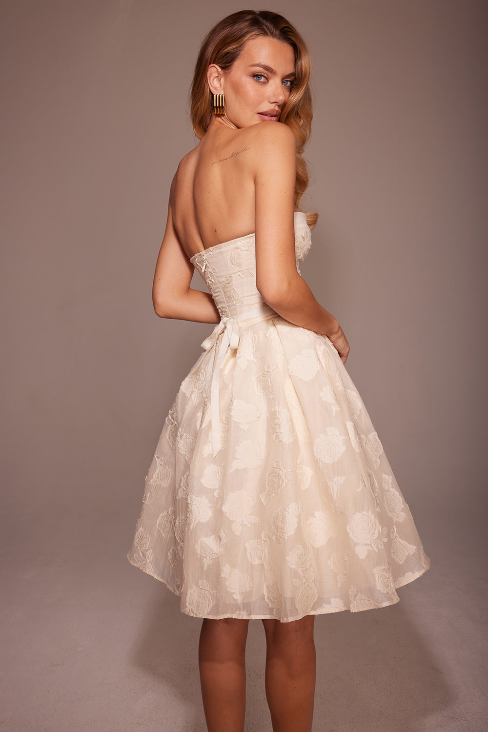 Saige-Vintage Cream Floral Strapless Mini Dress