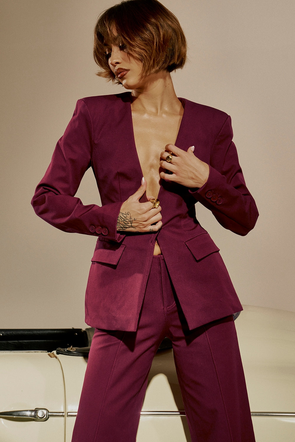 Theodora-Wine Deep V Blazer