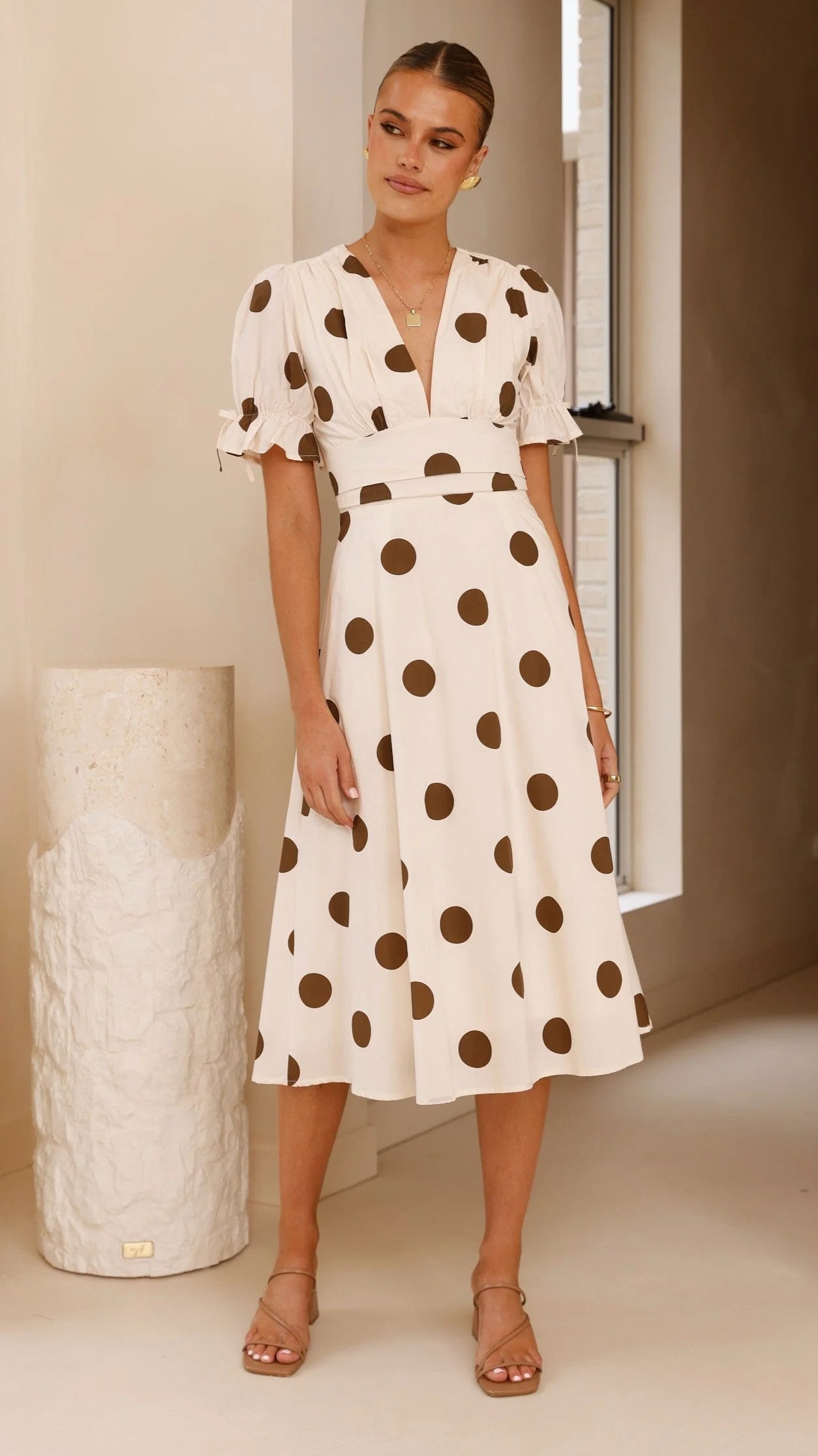 Alondra Midi Dress - White/Camel