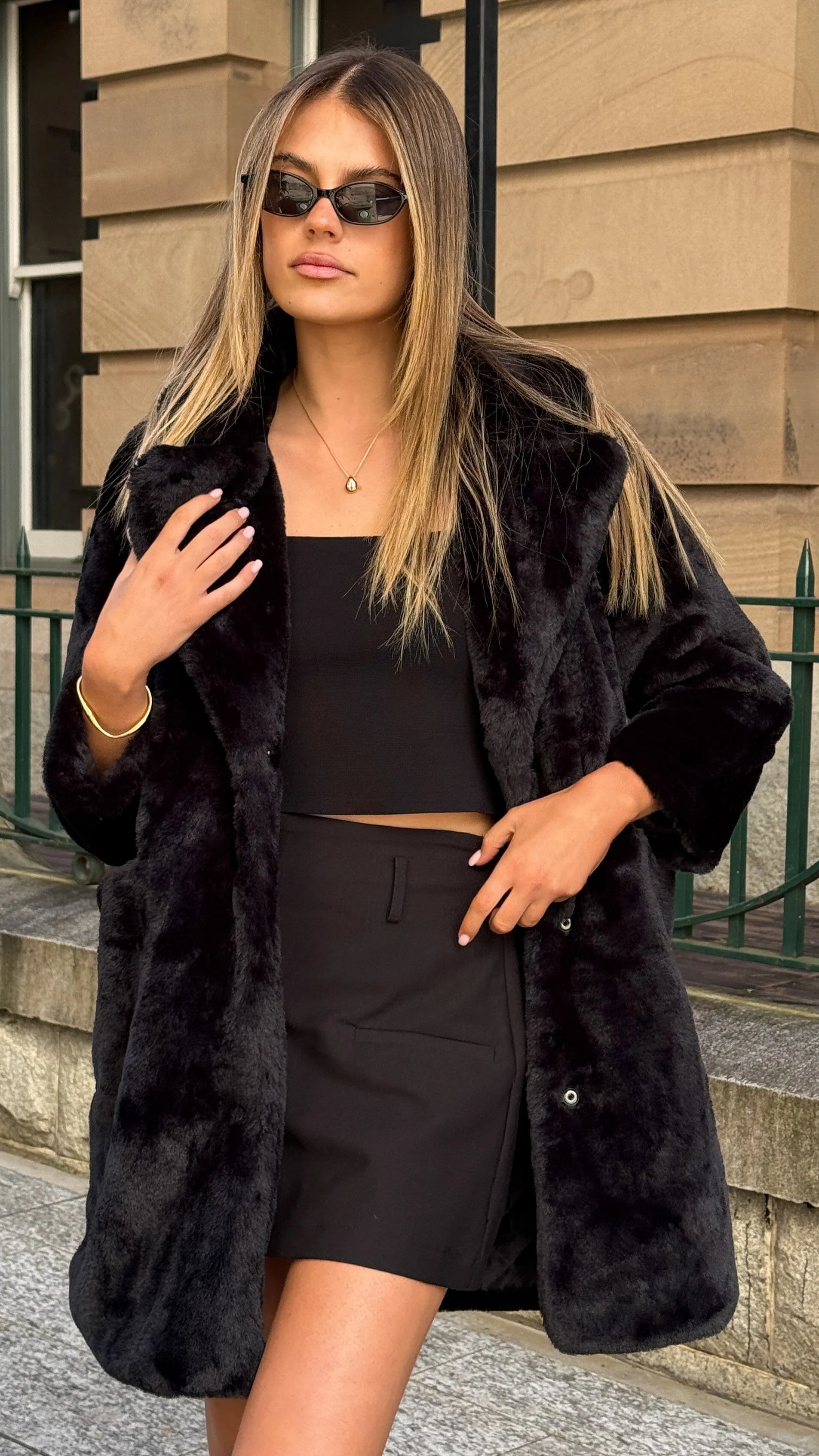 Josie Coat - Black